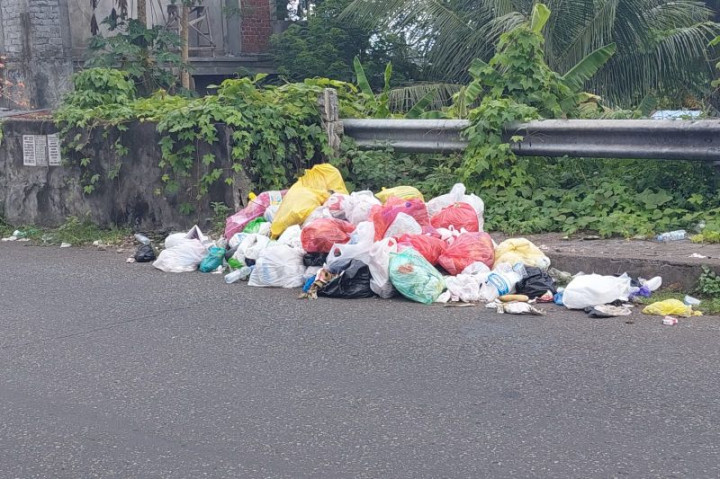 Warga Ternate Diminta Teratur Buang Sampah di TPS