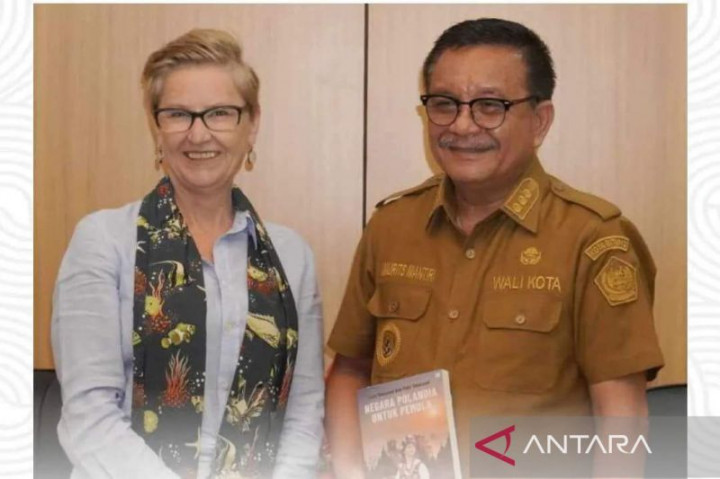 Wali Kota Bitung Promosikan Pariwisata ke Dubes Polandia