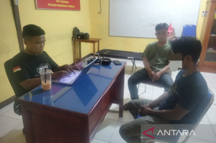 Ayah Muda Tiduri Anak Kandung yang Masih 6 Tahun