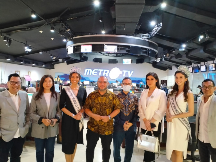 Perwakilan Puteri Indonesia Mustika Ratu Berkunjung ke Media Group