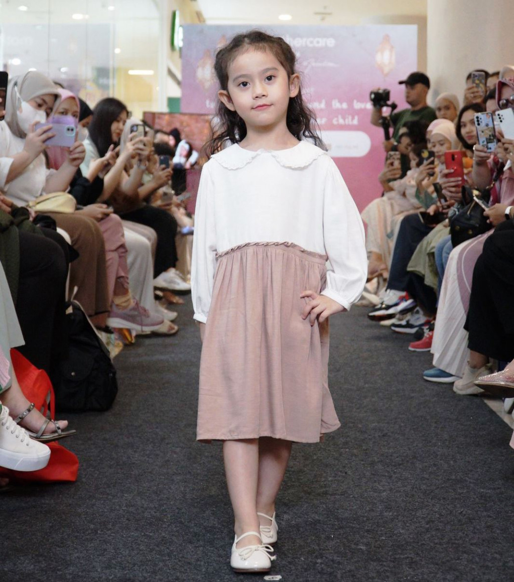 Dalam menciptakan koleksi ini, Mothercare menggandeng Jenahara. (Foto: Kanmo Group