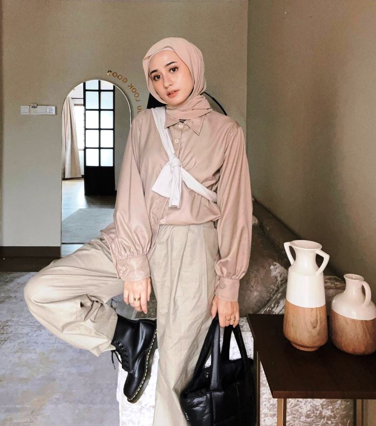 Top Berita Gaya: Rekomendasi Hijab untuk Bukber hingga Tips Raih Kebahagiaan