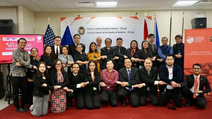 KJRI Chicago Gelorakan Keketuaan ASEAN Indonesia ke Masyarakat Chicago