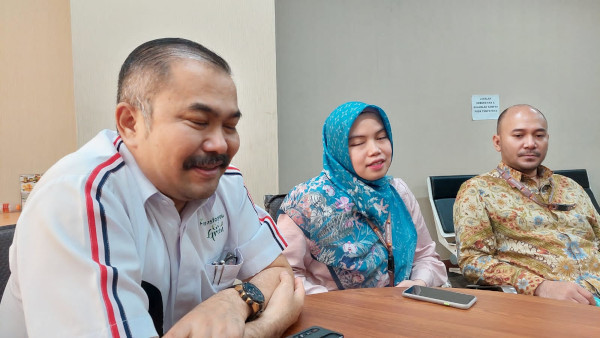 Jadi Tersangka, Ike Farida <i>Ngadu</i> ke Bareskrim
