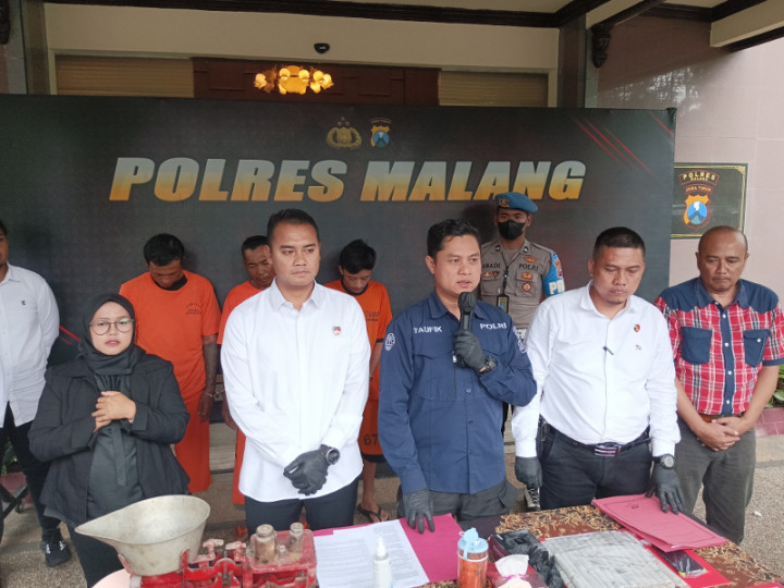 Beli Bahan Peledak Secara Online, Mahasiswa asal Malang Ditangkap