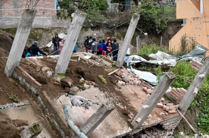 Tanah Longsor Terjang Ekuador, 16 Orang Tewas 7 Hilang