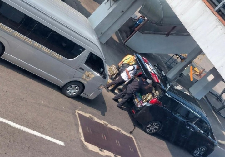 Jika Bukan Sri Mulyani, Masuk Apron Bandara Kena Denda Segini
