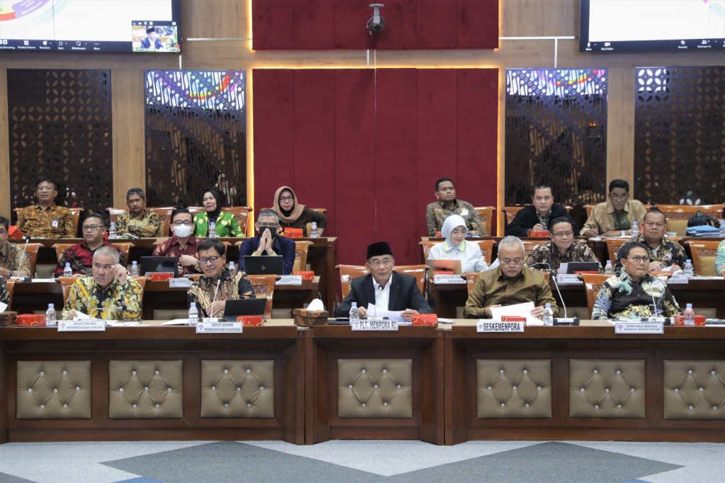 Plt Menpora Muhadjir Effendy mengadakan rapat kerja bersama Komisi X DPR RI membahas agenda penting terkini, di Ruang Rapat Komisi X, Senayan, Jakarta Pusat, Selasa, 28 Maret 2023 (Foto:Dok.Kemenpora)