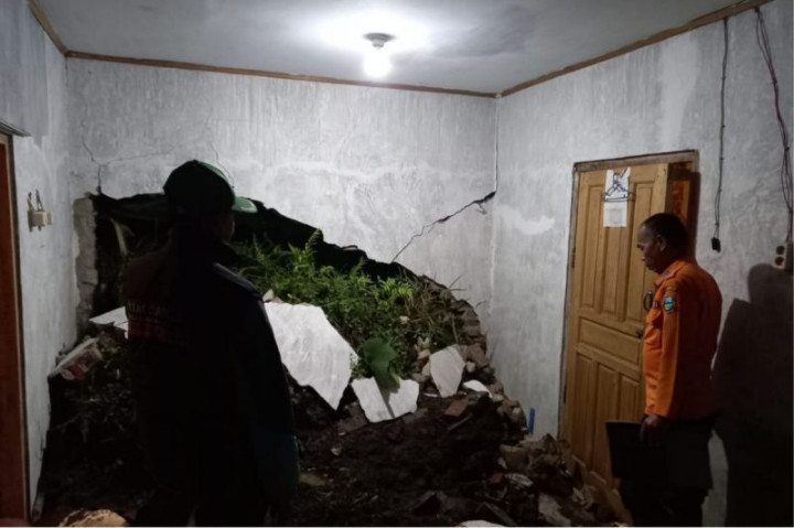 3 Kecamatan di Garut Dilanda Banjir, Sejumlah Rumah Rusak