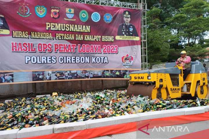 211.588 Butir Petasan di Cirebon Dimusnahkan