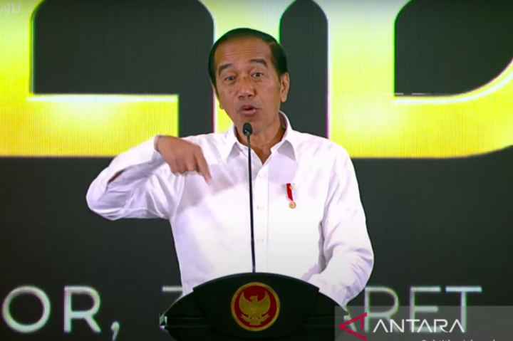 Jokowi Bakal Melantik Kepala BNPT dan Menpora Awal April