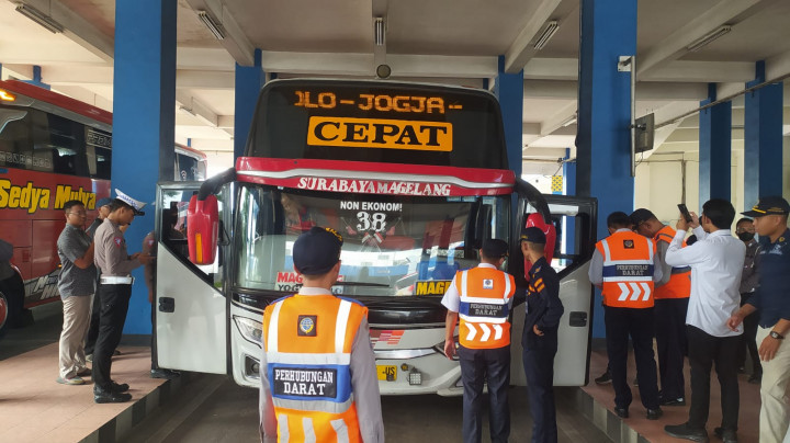 Uji Kelayakan Armada, Pemudik Diimbau Gunakan Bus Bertanda Khusus