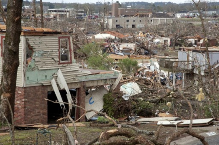 4 Orang Tewas dalam Terjangan Tornado di Arkansas dan Illinois AS