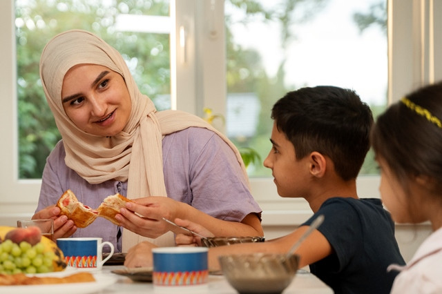 7 Tips dari Psikolog untuk Melatih Mental Anak Berpuasa