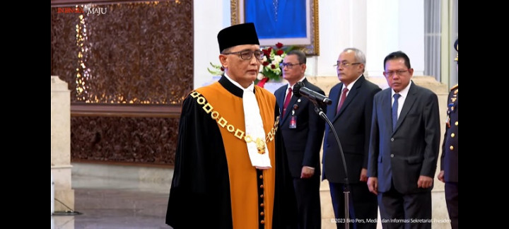 Presiden Jokowi Lantik Sunarto Sebagai Wakil Ketua MA