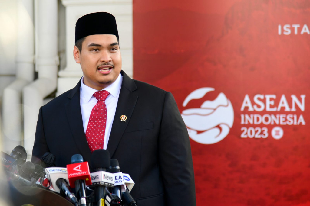 Usai dilantik sebagai Menpora yang baru menggantikan Zainuddin Amali, Ario Bimo Nandito Ariotedjo atau Dito Ariotedjo mendapat arahan langsung dari Presiden Joko Widodo (Foto:Dok.Kemenpora)