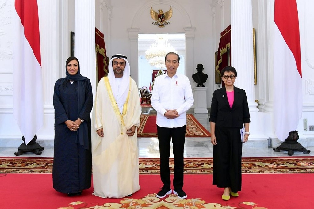 Presiden Jokowi Terima Kunjungan Dubes PEA Untuk Indonesia