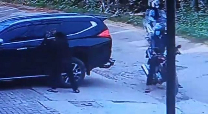 Waspada! Kawanan Pencuri Modus Pecah Kaca Gasak Rp800 Juta Milik Nasabah di Bandar Lampung