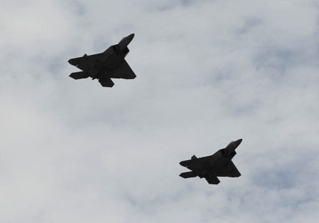 Pesawat jet tempur F-22 milik Angkatan Udara AS. (AFP)