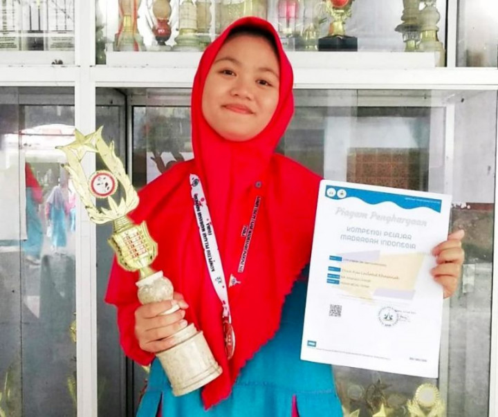 Selalu Ikut Program Akselerasi, Diva Jadi Mahasiswa Termuda di Unesa Jalur SNBP 2023