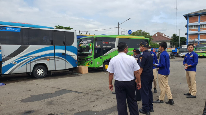 Belasan Bus di Kota Bekasi Tidak Layak Jalan untuk Lebaran 2023