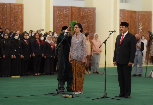 Resmi, Komjen Nana Sudjana Jadi Inspektur Utama DPR