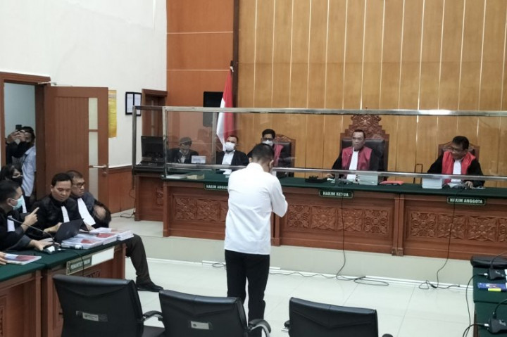 Bacakan Pleidoi, Eks Kapolres Bukittinggi: Perintah Atasan Bagai 2 Mata Pedang