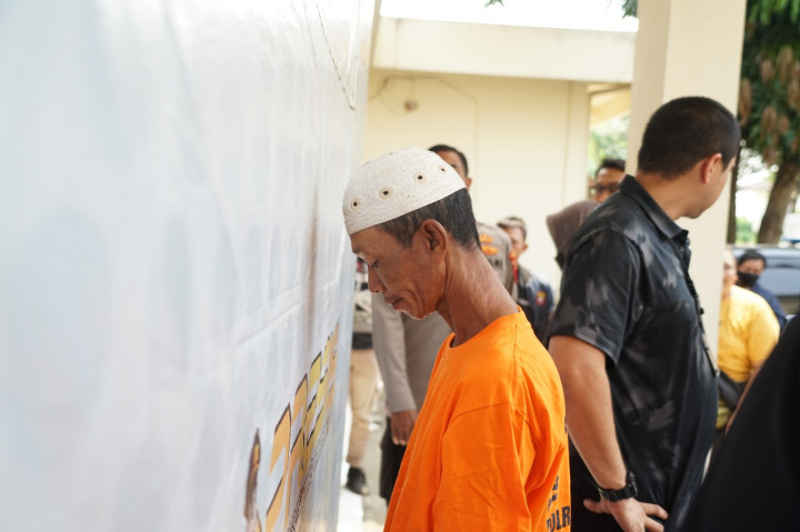 Bejat! Pria di Bekasi Perkosa Anak Tiri hingga Melahirkan, Bayi Langsung Dibunuh