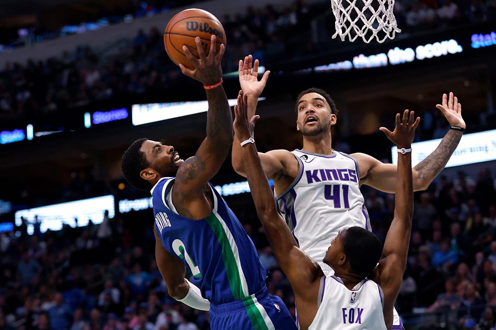 Basket NBA: Mavericks Taklukkan Kings 123-119