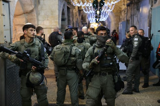 Dilindungi Polisi, Pemukim Israel Masuki Masjid Al-Aqsa