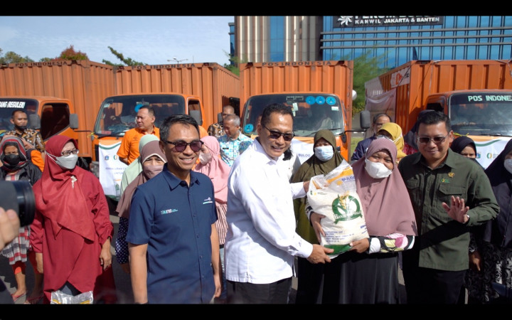 Hari Ini, Pos Indonesia Serentak Salurkan Bantuan Pangan Beras Bulog