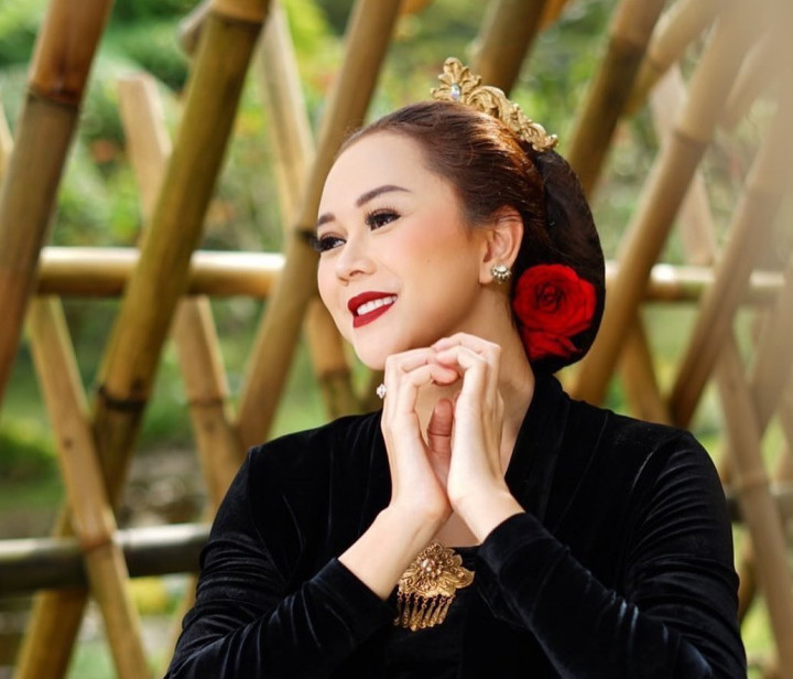 Aura Kasih Menolak Tampil Vulgar demi Anak