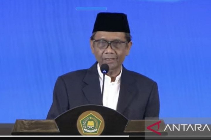 Mahfud MD: Nuzulul Qur'an Momentum Merawat Kerukunan Umat