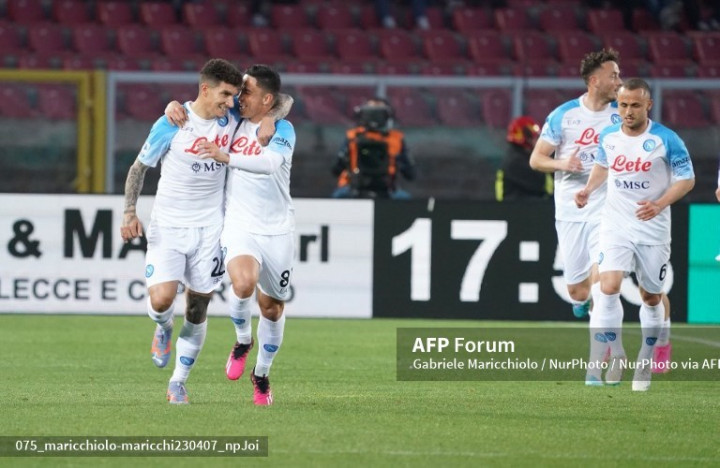 Liga Italia: Napoli Kukuh di Puncak Klasemen Usai Kalahkan Lecce