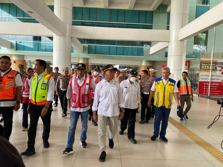 Bandara Kertajati Kembali Terbangkan Jemaah Umrah pada 15 April