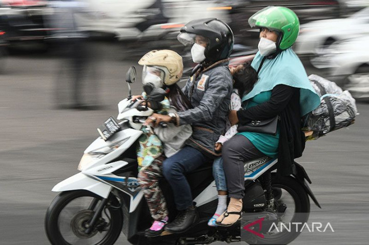 Biar Selamat, Korlantas Berikan Pengawalan Khusus Kepada Pemudik Sepeda Motor