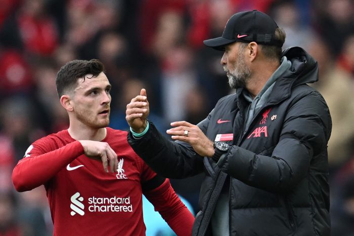 Wasit Liga Inggris yang Sikut Andy Robertson Kini 'Dikandangkan'