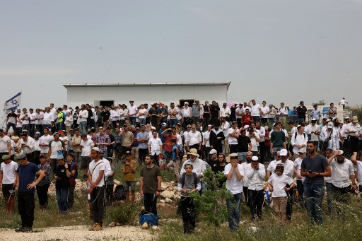 Ribuan Warga Israel Bergerak ke Pos Ilegal di Tepi Barat saat Ketegangan Meningkat