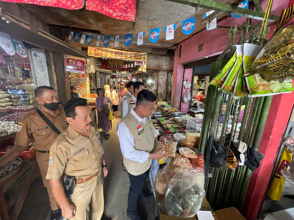 Satgas Panngan melakukan pengecekan bahan pokok dilakukan di Pasar Kepanjen, Kecamatan Kepanjen, Kabupaten Malang/Humas Polres Malang.