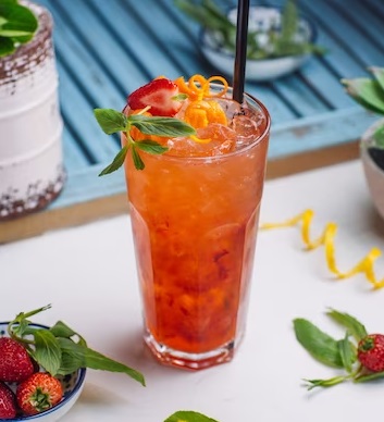 Berbuka dengan Es Memang Segar, Tapi Bisa Berbahaya, Lho!