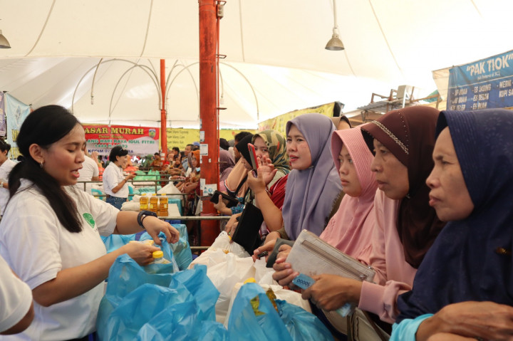 Pasar Murah di Jepara Diserbu Warga