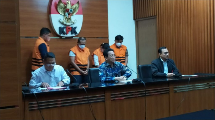 Tersangka Suap Pembangunan Jalur Kereta Api Minta Rp1,1 Miliar Buat THR