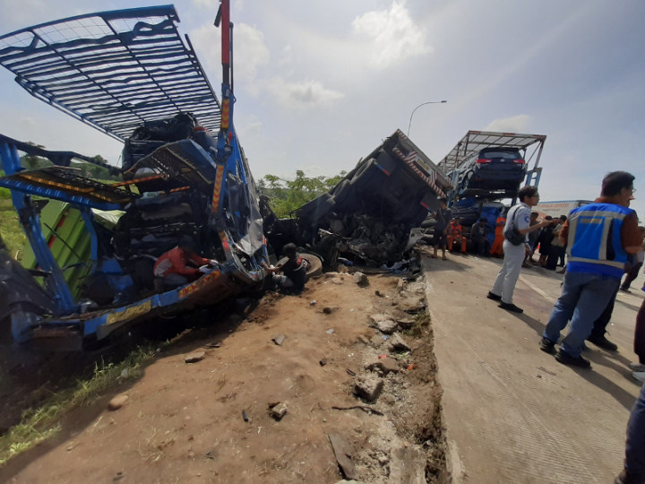 Kecelakaan 8 Mobil di Tol Semarang-Solo, 6 Orang Tewas