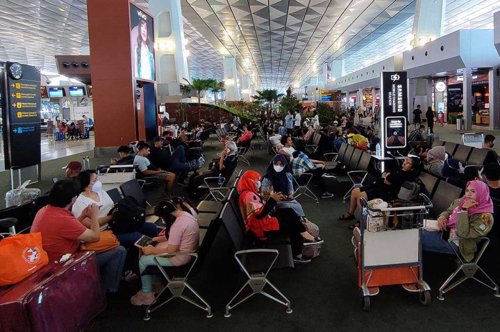 H-7 Lebaran, Pemudik Mulai Padati Bandara Soetta