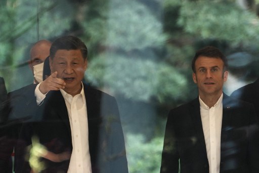 Apa Sebab Macron Berani Komentar Tak Perlu Jadi Pengikut AS?