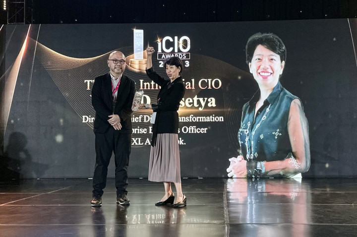 Direktur XL Axiata dan XL Home Raih Penghargaan