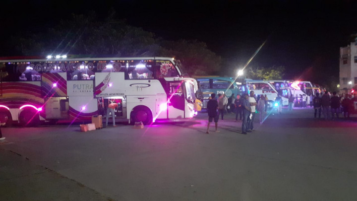 Ratusan Pemudik Mulai Padati Terminal Batoh Banda Aceh