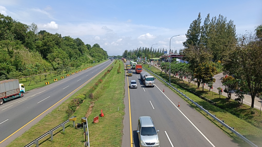 Hati-Hati, Cerita Pemudik Asal Malang Saksikan 4 Kecelakaan Sepanjang Jalan Tol