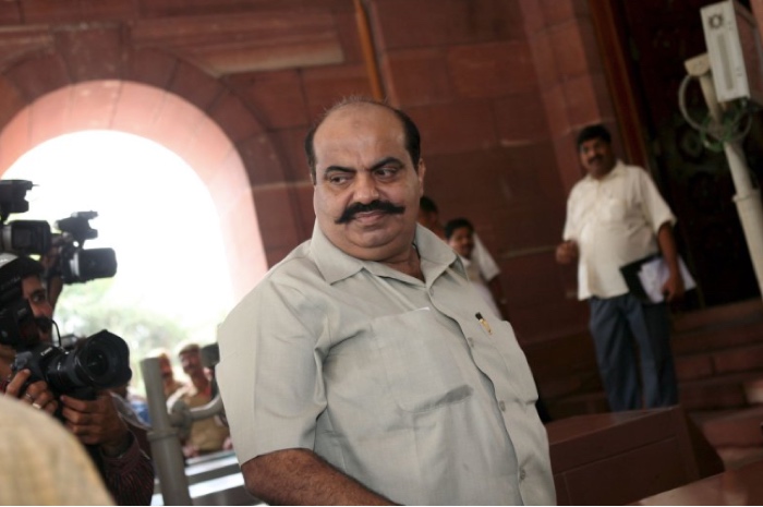 Sadis! Mantan Anggota Parlemen India Ditembak Mati saat Siaran Langsung TV