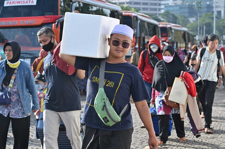 Foto: Pemprov DKI Berangkatkan 13.541 Pemudik Gratis